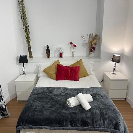 Resitur Luxury Suit 6 เซบีญา ภายนอก รูปภาพ
