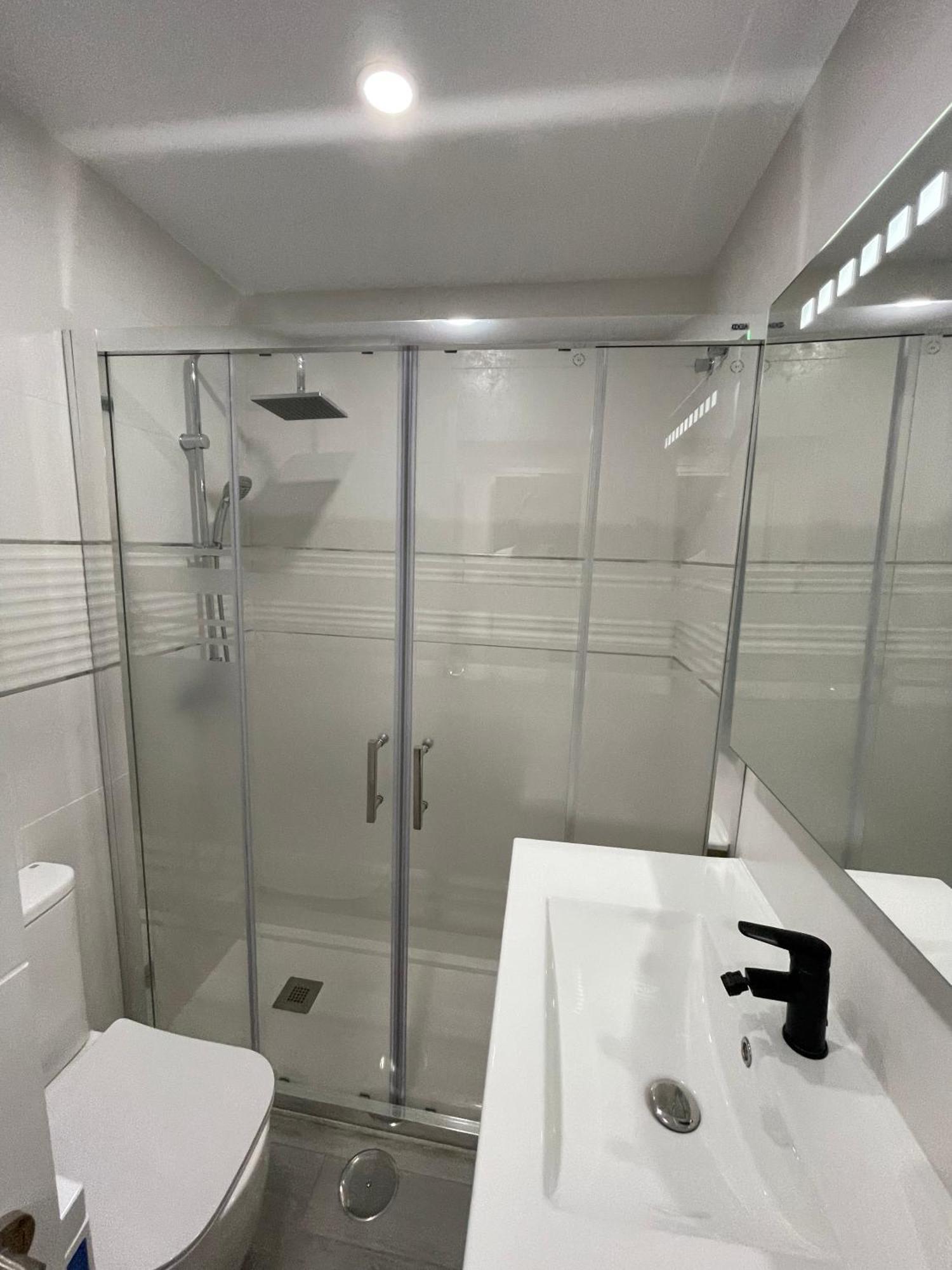 Resitur Luxury Suit 6 เซบีญา ภายนอก รูปภาพ